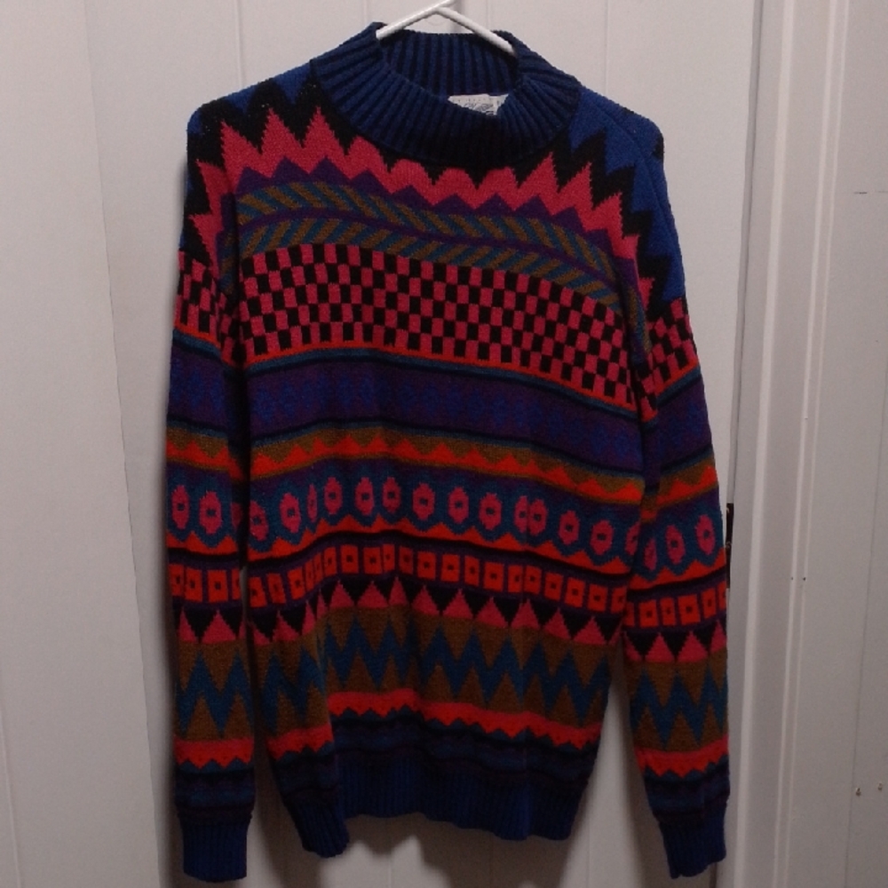 Perry Ellis Vintage Knit Multicolor Geometric Crewneck Sweater